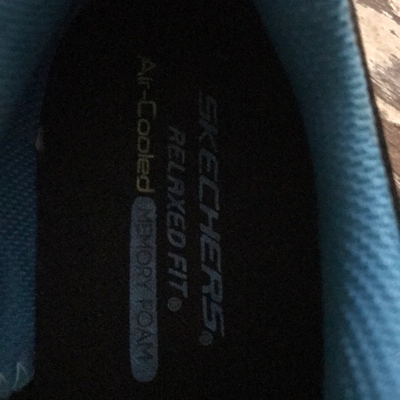 SKECHERS relaxed fit memory foam air cooled sz 5 - Picture 3 of 7